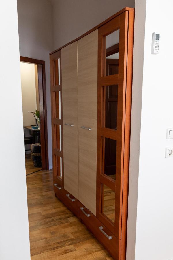 Republic Apartman Apartment Baja Ngoại thất bức ảnh
