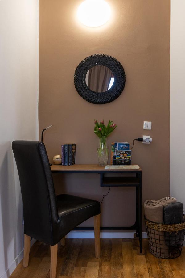 Republic Apartman Apartment Baja Ngoại thất bức ảnh
